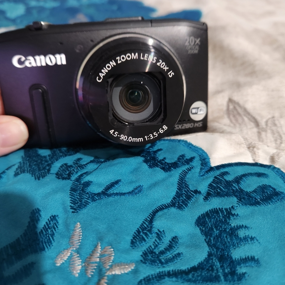 Camera - Picture 2 of 4